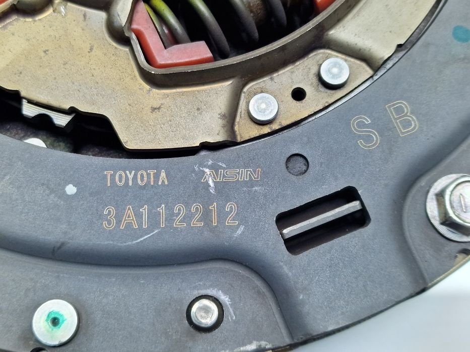 Volanta TOYOTA PRIUS _W3_ 2008 - >1.8 Hybrid 2ZR-FXE 1345137080