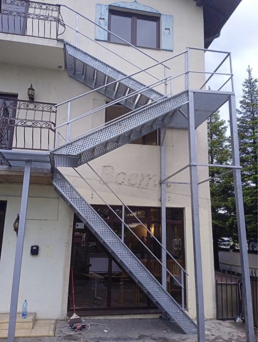 Scara metalica galvanizata