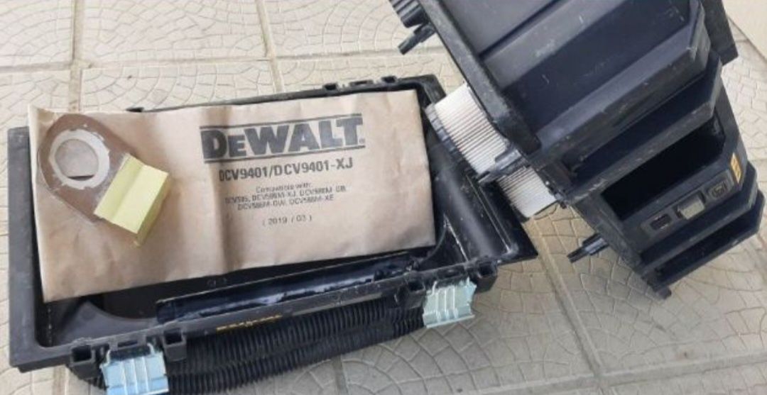 Прахосмукачка на DeWalt DCV 586 54v 
Без батерия 
С допълнително  торб