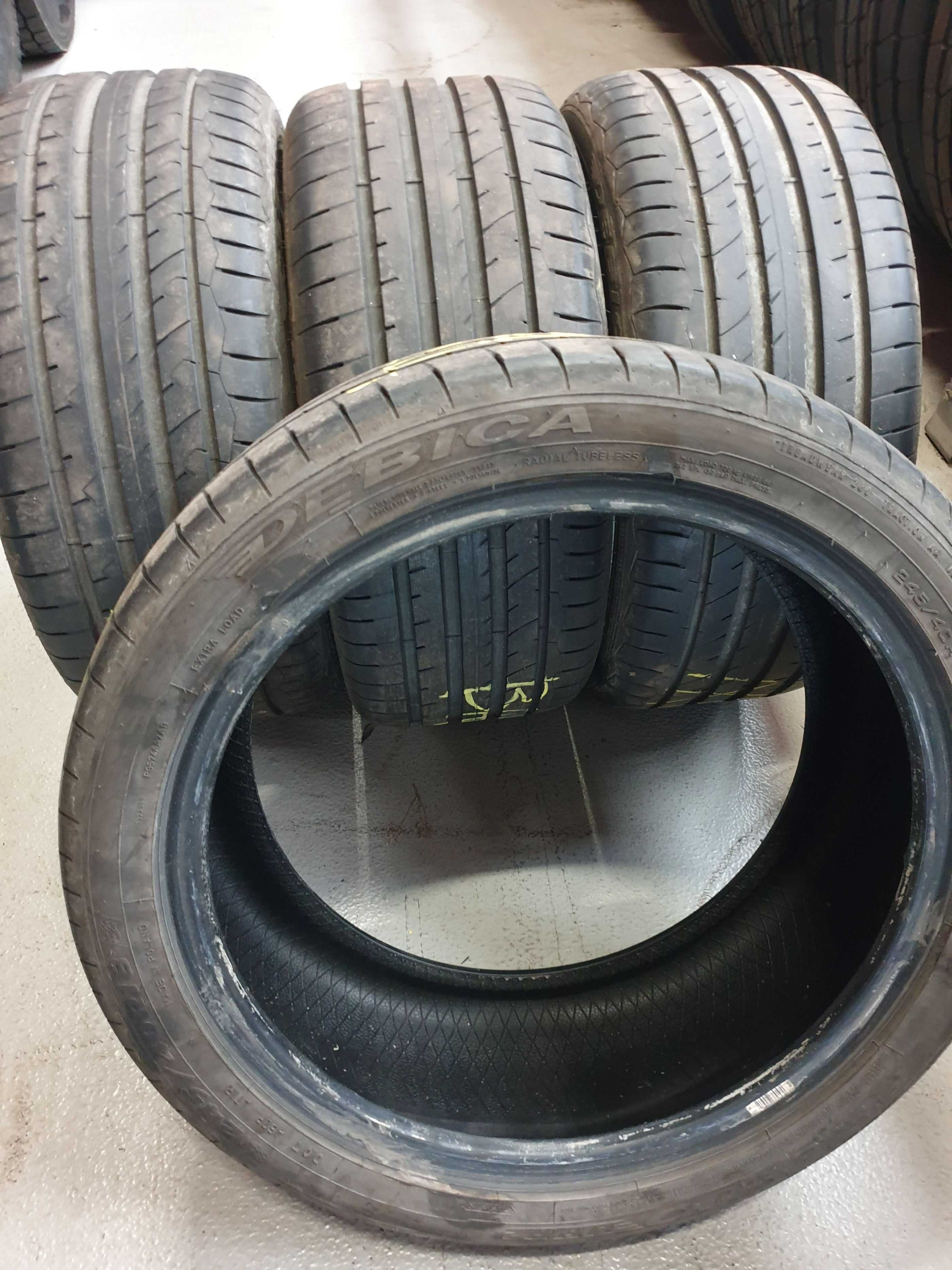 vand 4anvelope vara 245/40R18