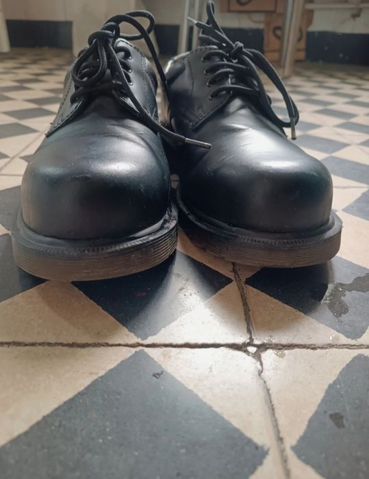 Dr Martens piele