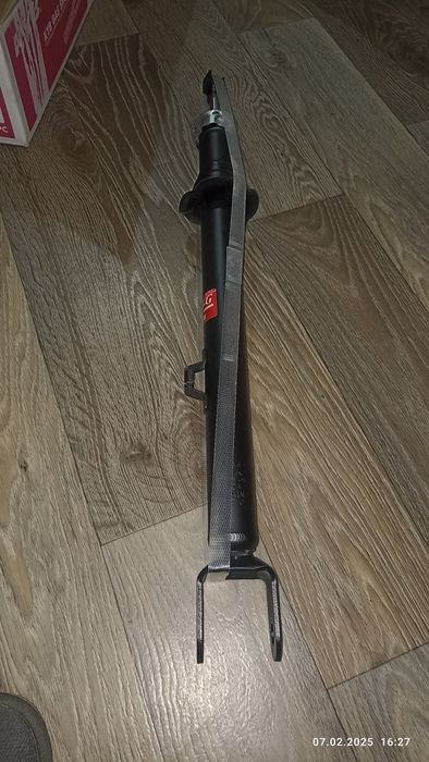 Продам запчасти на Мазда Милления