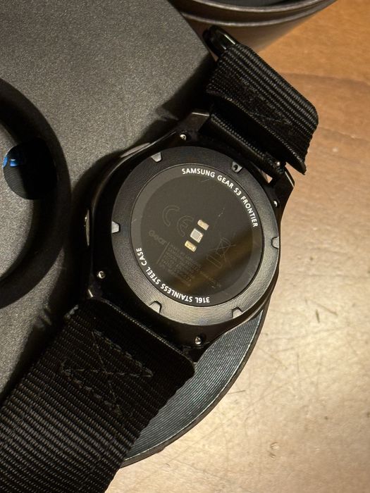 Samsung Galaxy Gear S3 Frontier - Перфектен смарт часовник