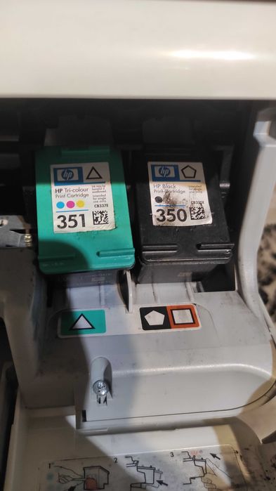 imprimanta multifunctionala hp C4280 trebuie schimbate cartusele