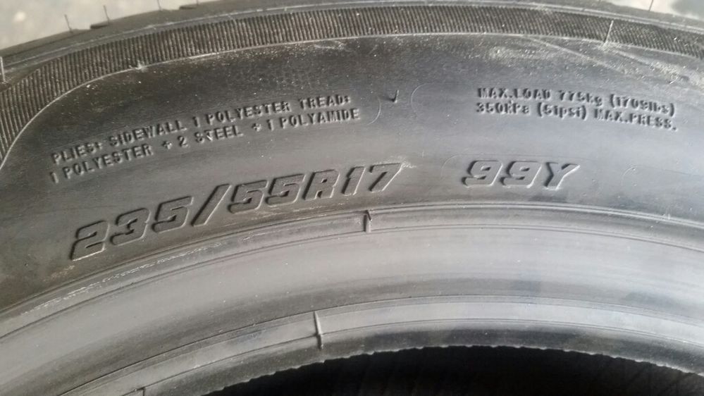 Anvelope 235 55 17 Goodyear noi