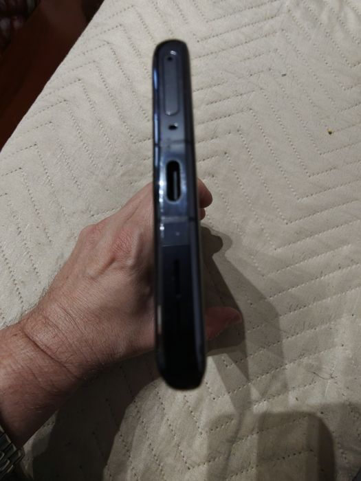 Oneplus 12 16/512GB в гаранция