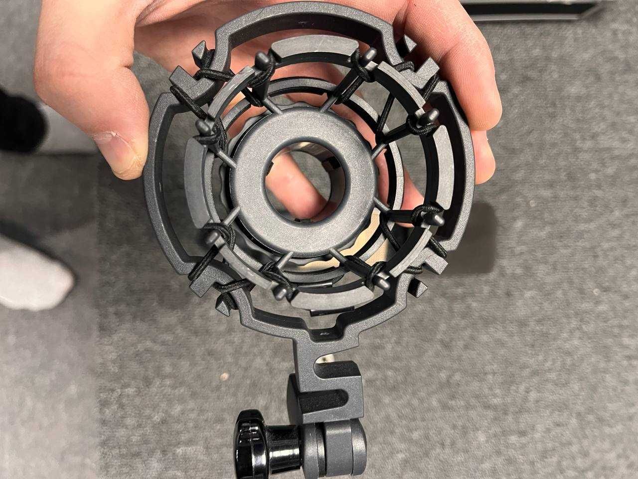 AKG C314 кондензаторен микрофон