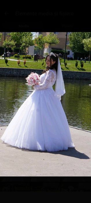 Vând rochie de mireasă
