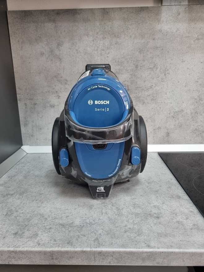 Прахосмукачка с контейнер Bosch Serie 2 BGS05A220