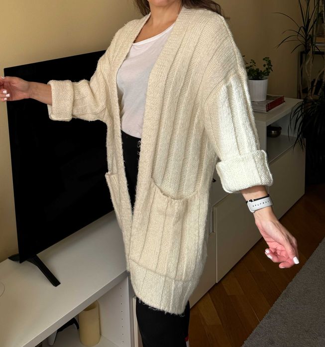 Зимна дълга жилетка Zara - размер S - носена е няколко пъти