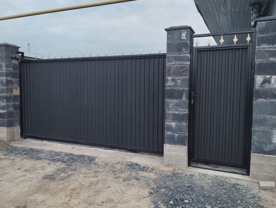 Продам ворота-250 откатный !!!