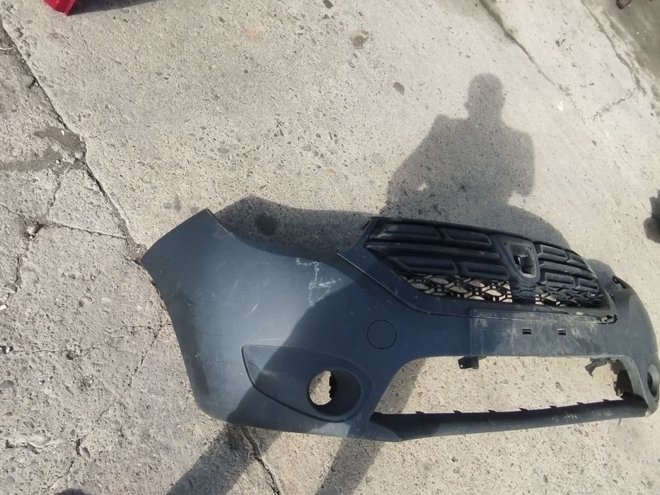 Предна броня за Dacia docker 2012