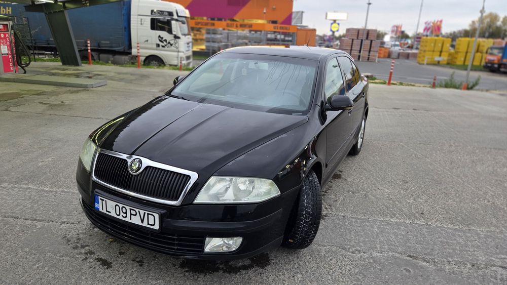 Vând Skoda Octavia