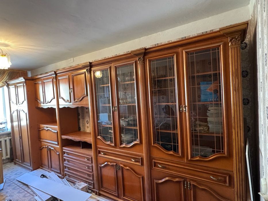 Продам стенку...