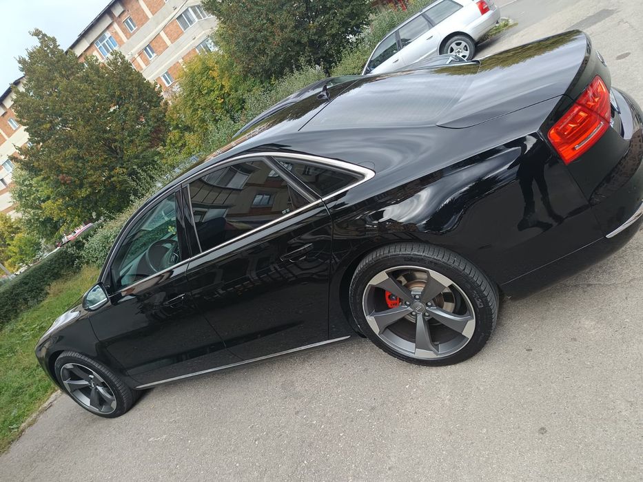 Vând Audi A8 unic proprietar
