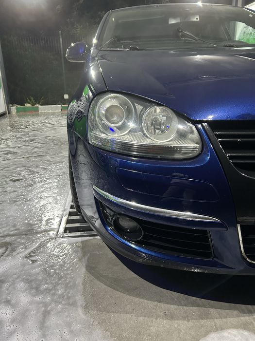 VW Jetta 2007 – 2.0 TDI BMM 2600€