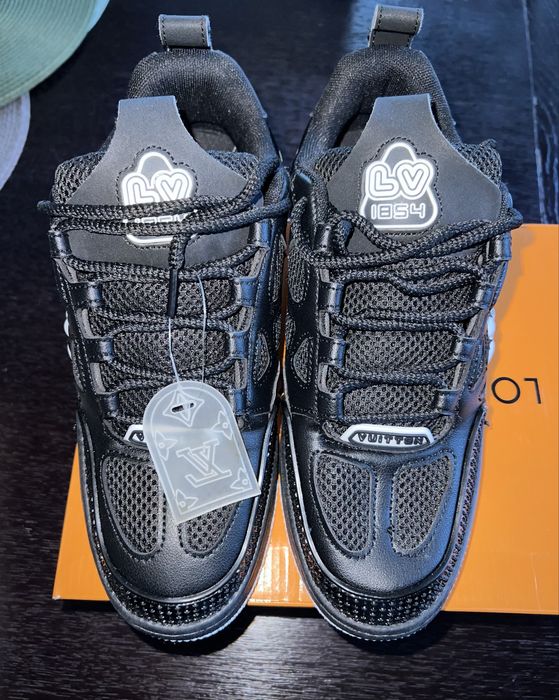 Louis Vuitton sneakers + сертификат