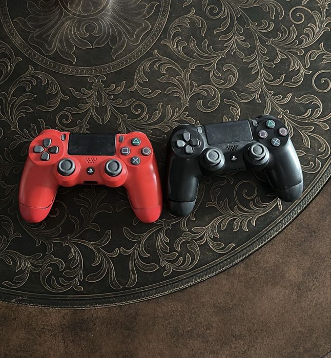 PlayStation 4 , Slim