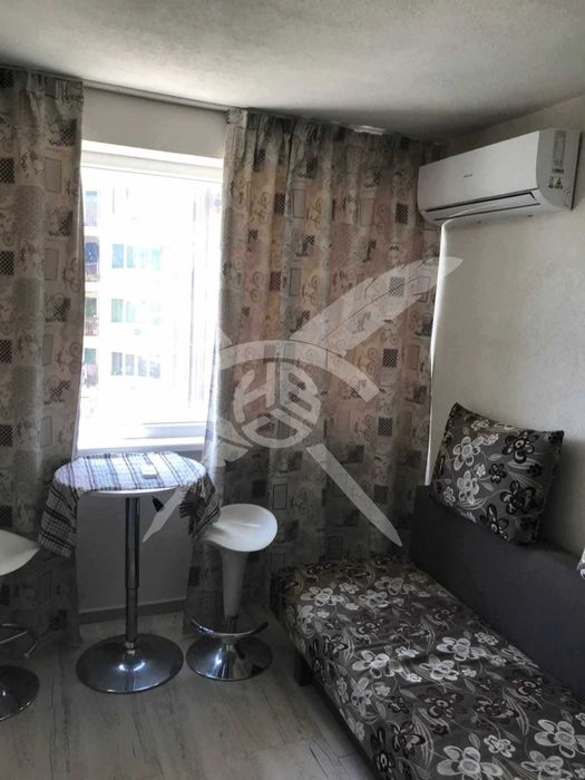Дава се под наем Едностаен апартамент в Варна, Левски - 20 кв.м за 265 € - Снимка #1