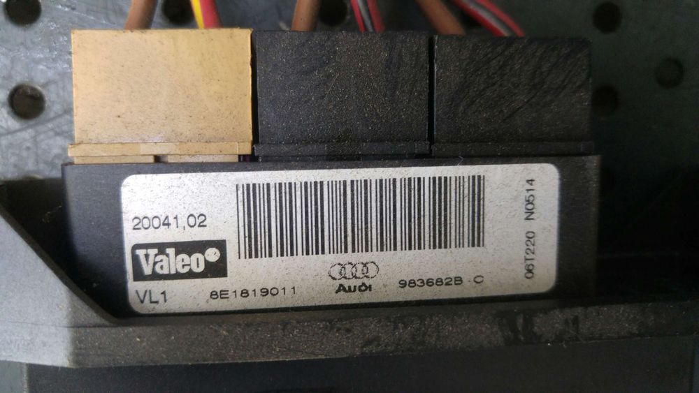 Rezistenta incalzire bord audi a4 b7 8e 8e1819011 983682b