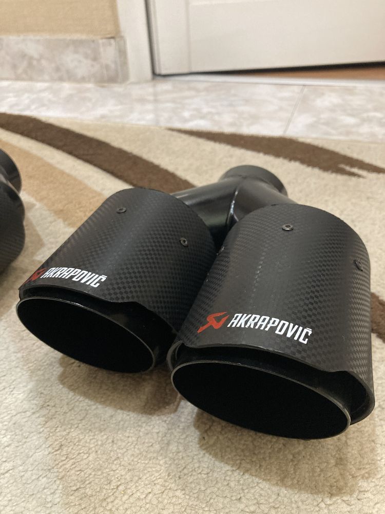 Накрайници AKRAPOVIC