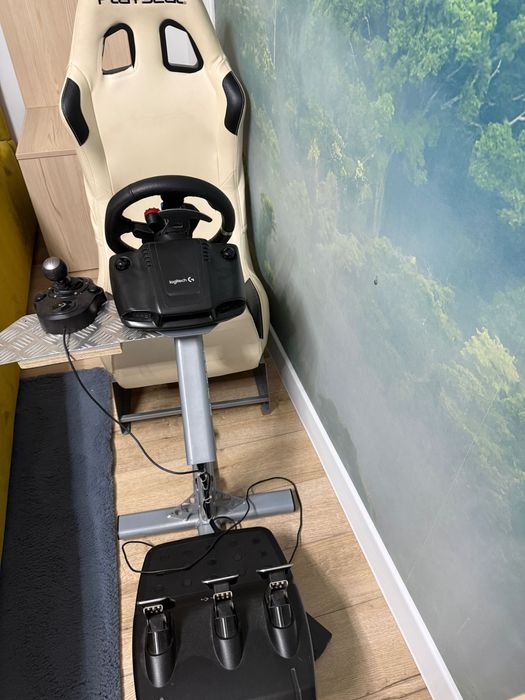 Volan logitech schimbător de viteze logitech scaun playseat