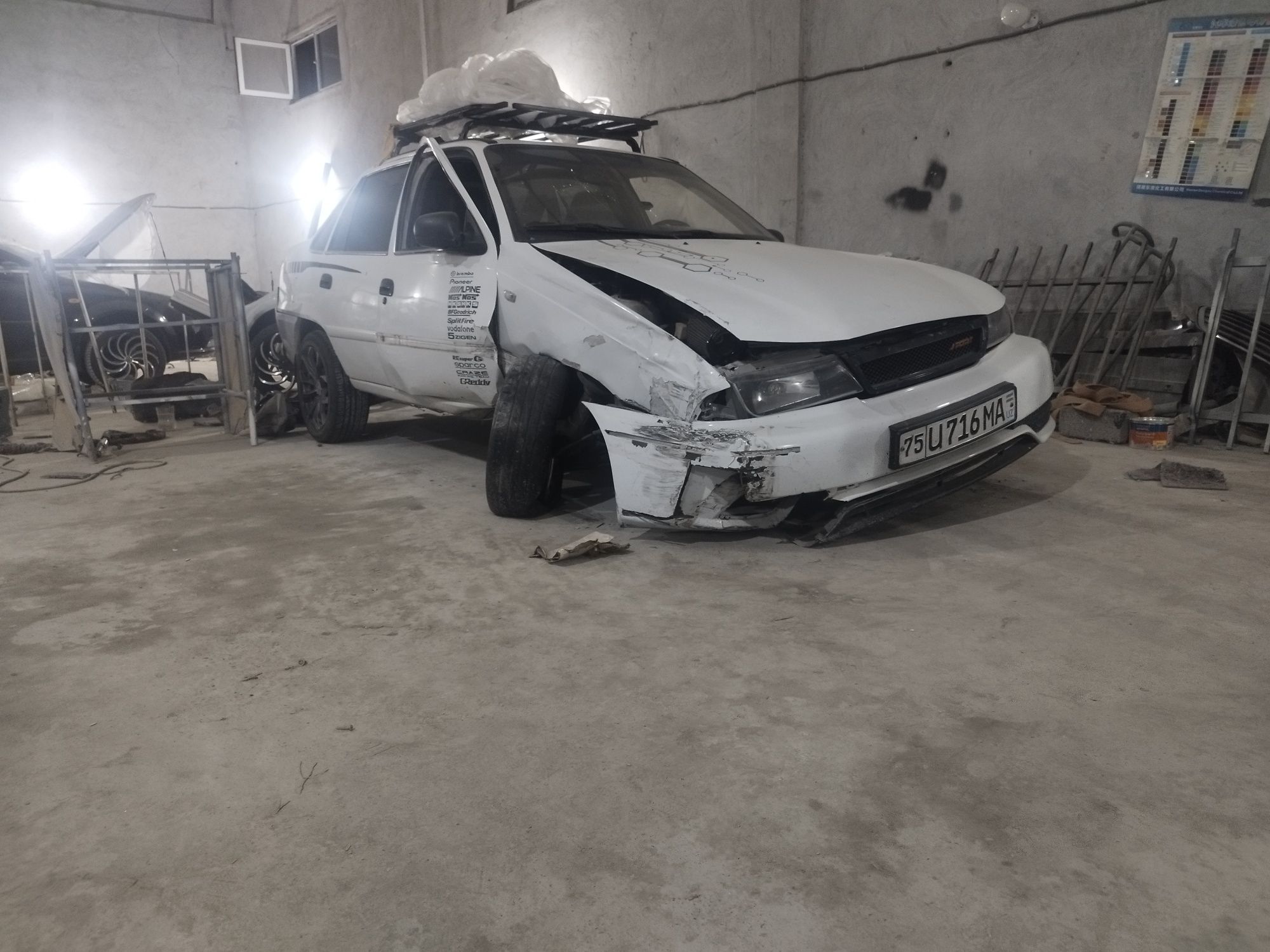 Nexia 1.   2.2 Opel mator avarini