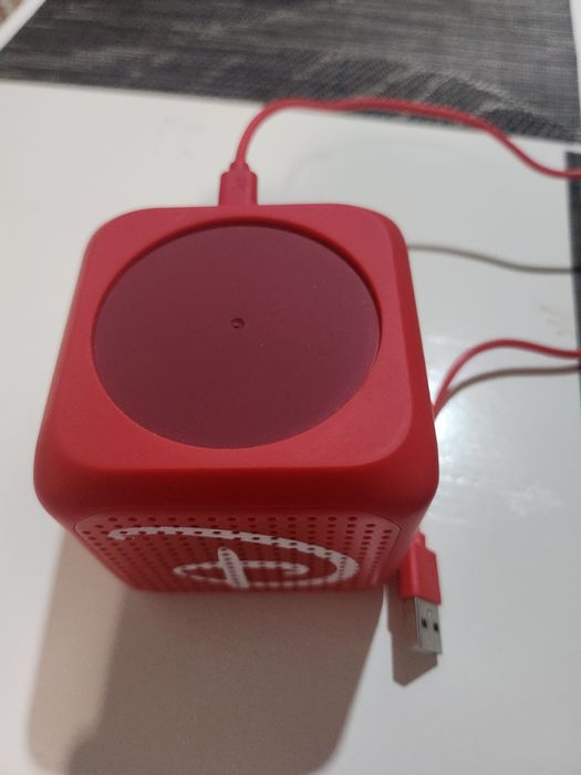 Дисни колонка с кабел