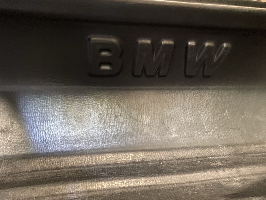 Оригинален леген за багажник BMW e91