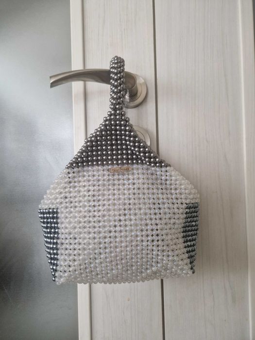 Дамска чанта от мъниста