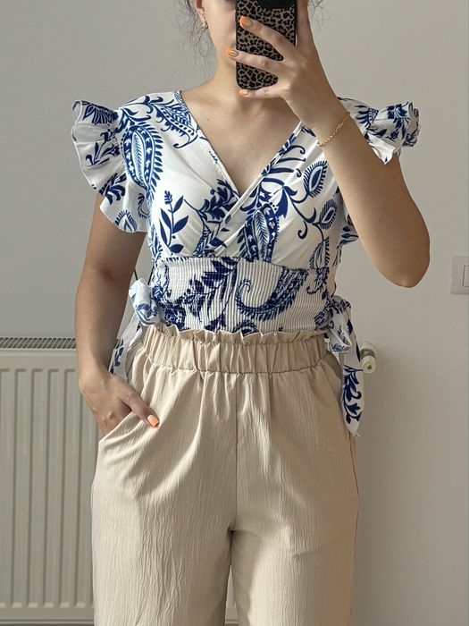 Bluză crop top