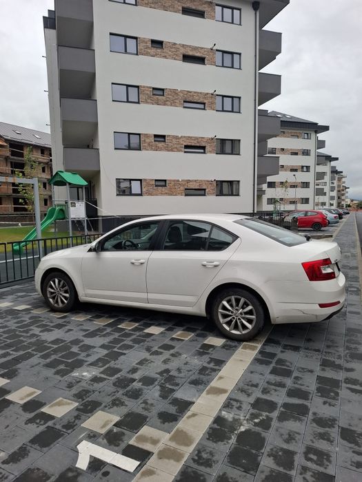 Skoda Octavia   1.6tdi