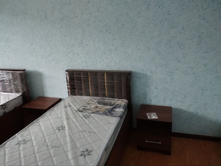Чеварда 2 хонали уй студентларга ёки оилагаижарага берилади