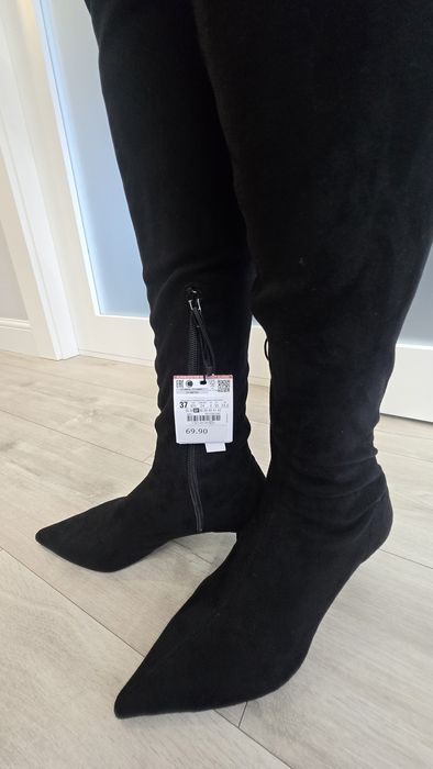 Демисезонные ботфорты Zara