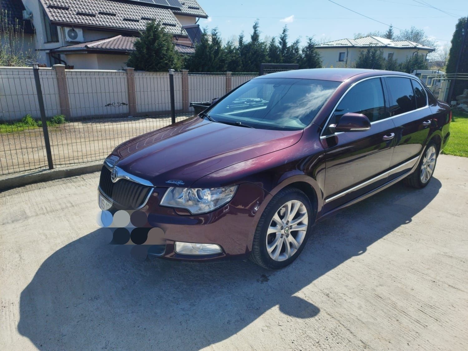 Skoda Superb 2009 2.0 140cp