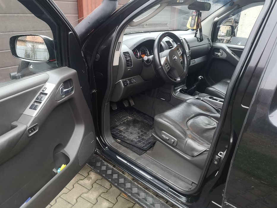 Se vinde Nissan Pathfinder intretinut