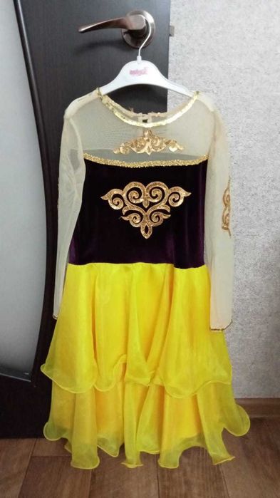 Продам платье в национальном стиле (казахском)