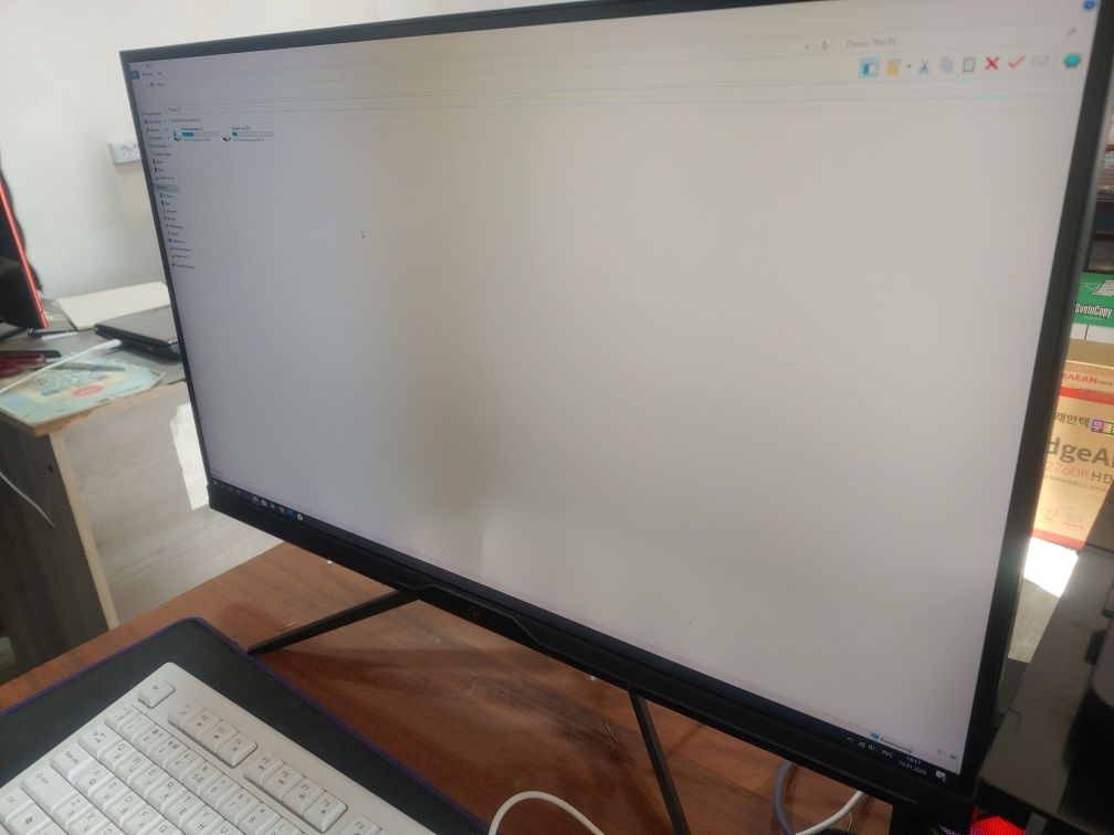 27 dyumli 165Hz  monitor sotiladi