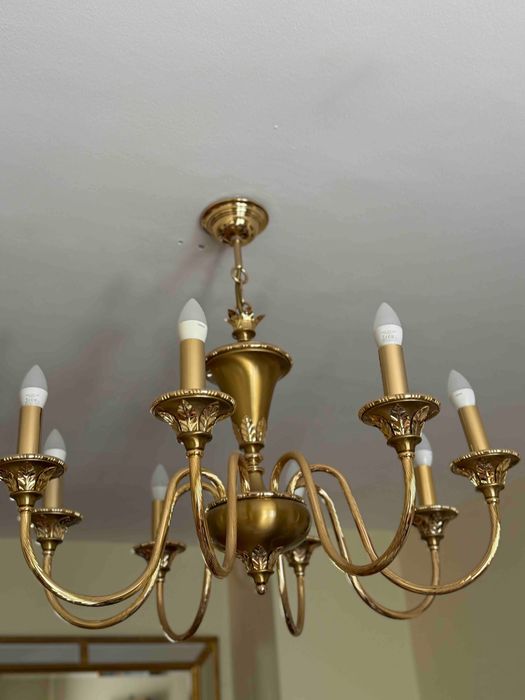 Масивен полилей за 8 крушки