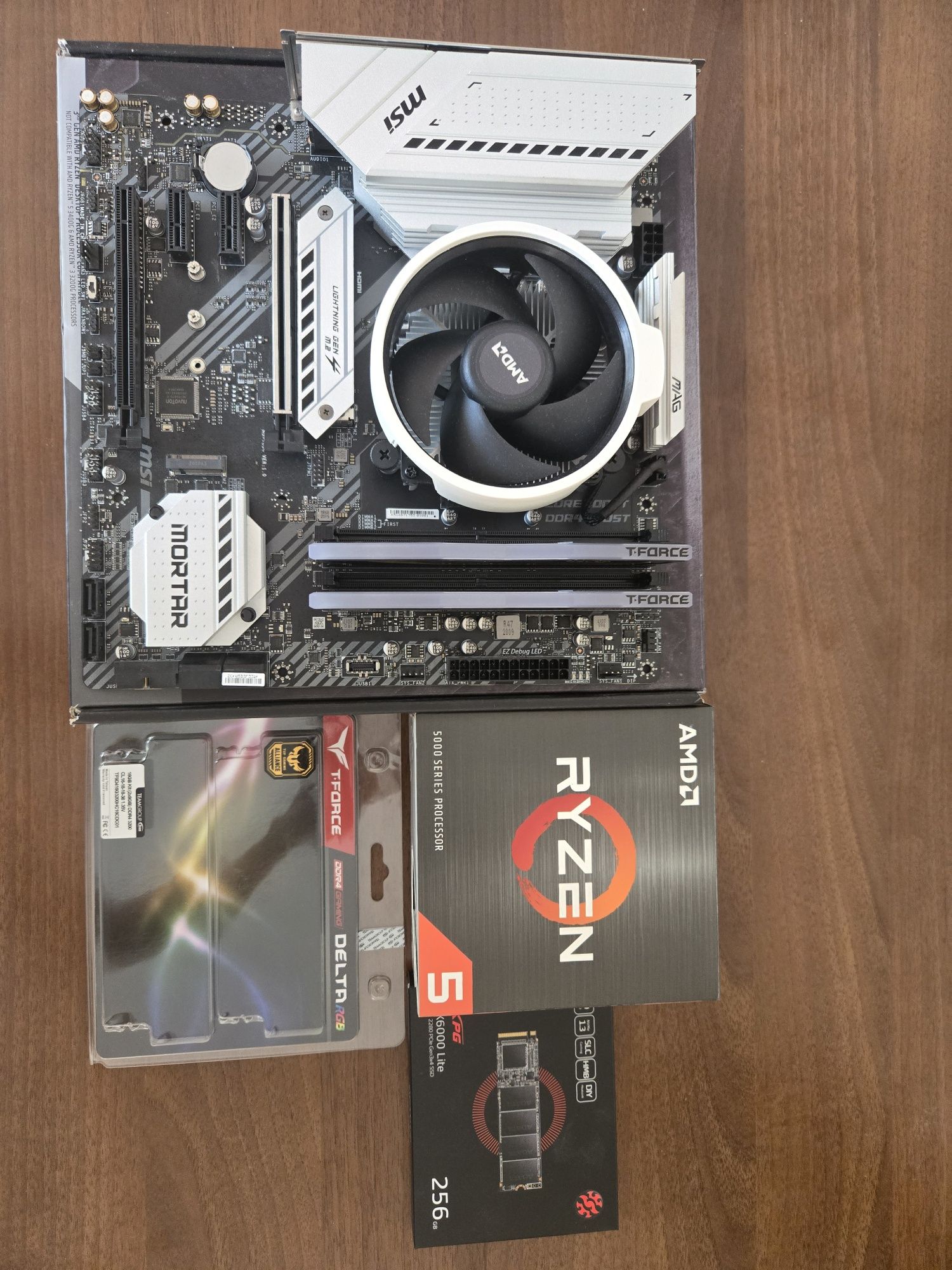 Msi B550 Ryzen 5 5500 16gb ram 256gb ssd
