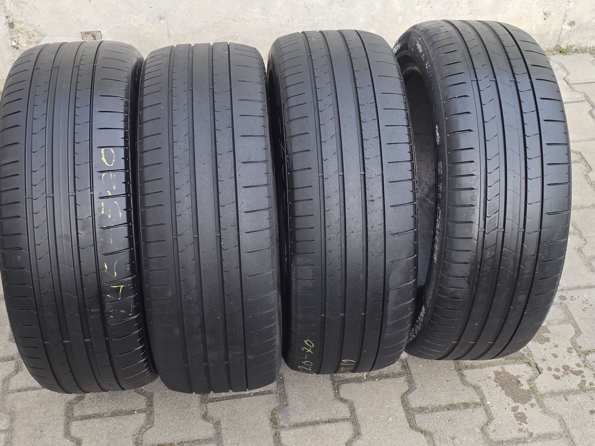 245 45 20 Pirelli