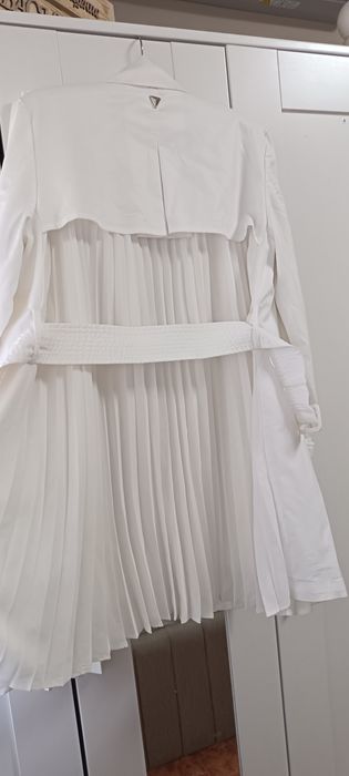 Дамско сако Guess