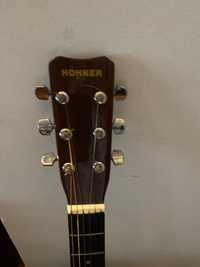 Chitară rece marca Hohner