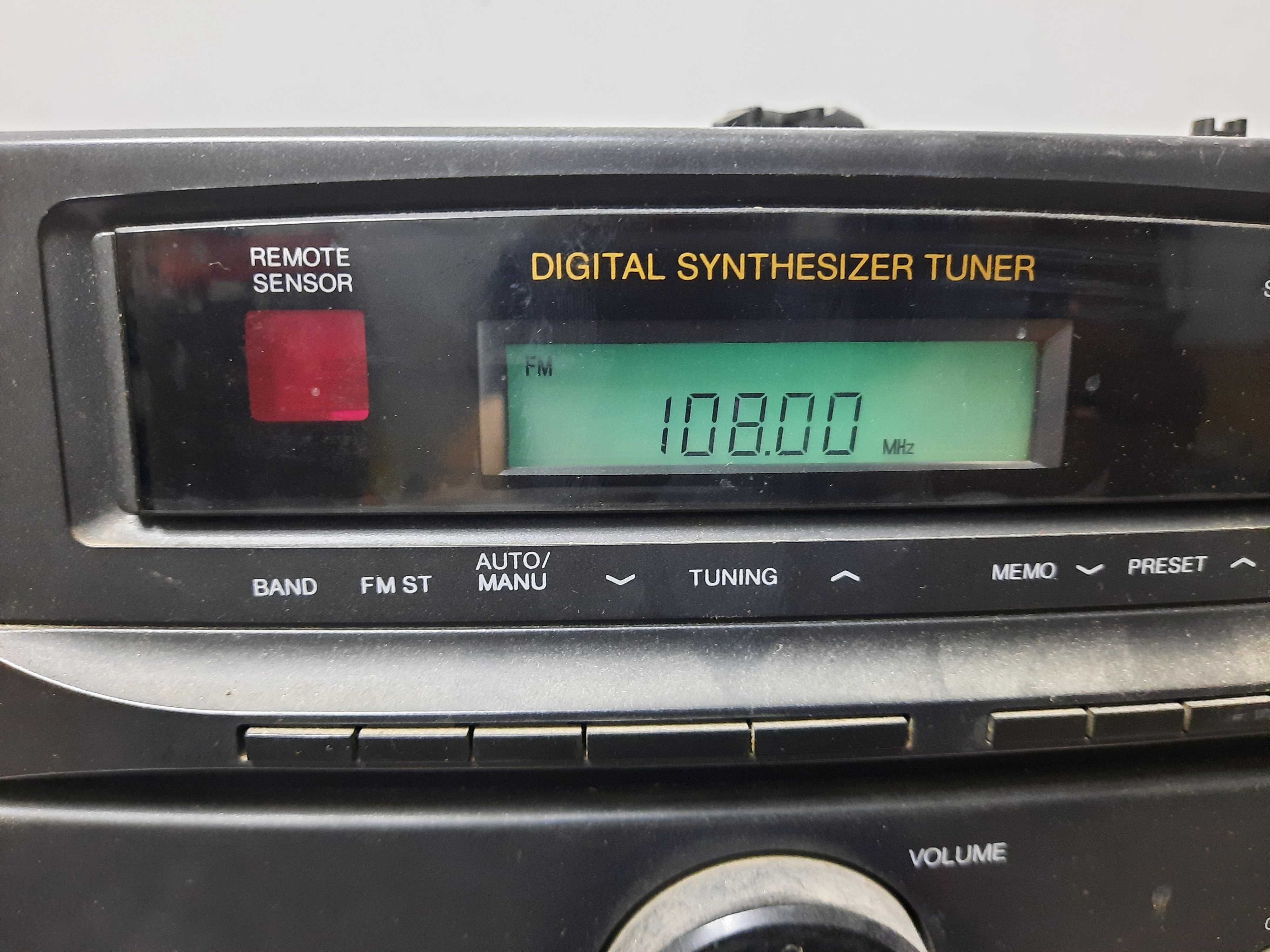 Музыкальный центр DAEWOO ACD-6510 в Ташкенте с установлено USB-Fleshka