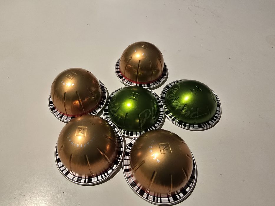 Nespresso Vertuo Negru