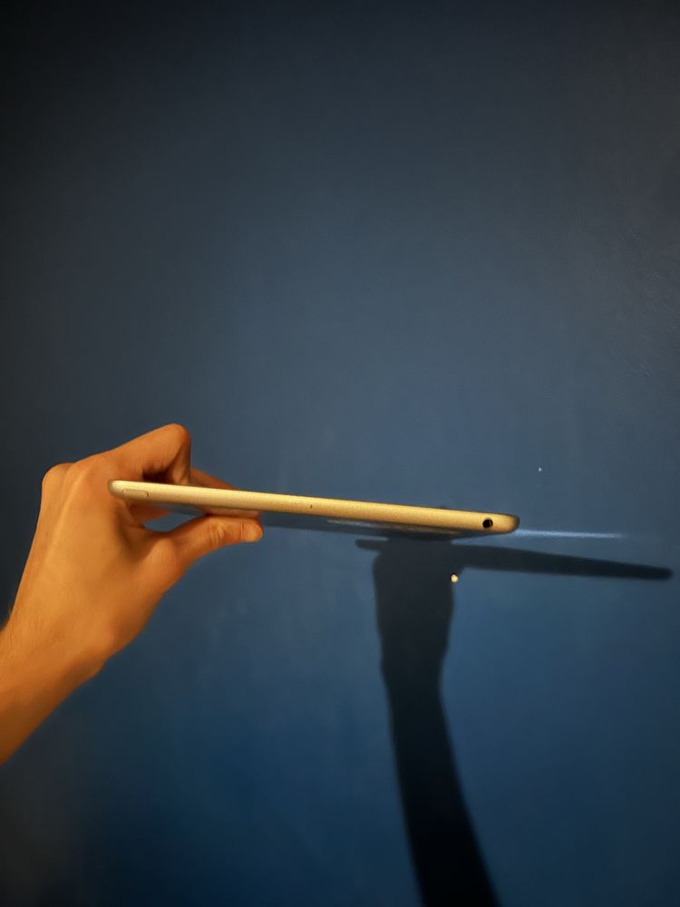 Apple Ipad 6th generation