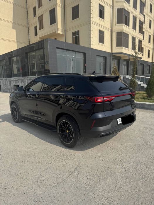 Dong feng ayelos huje 2023 год