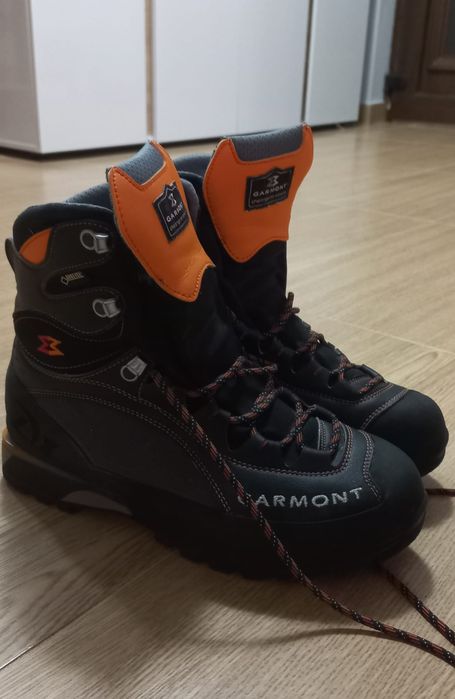 Gheată de munte Garmont Tower LX GTX
Acestea sunt caracterizate de ur