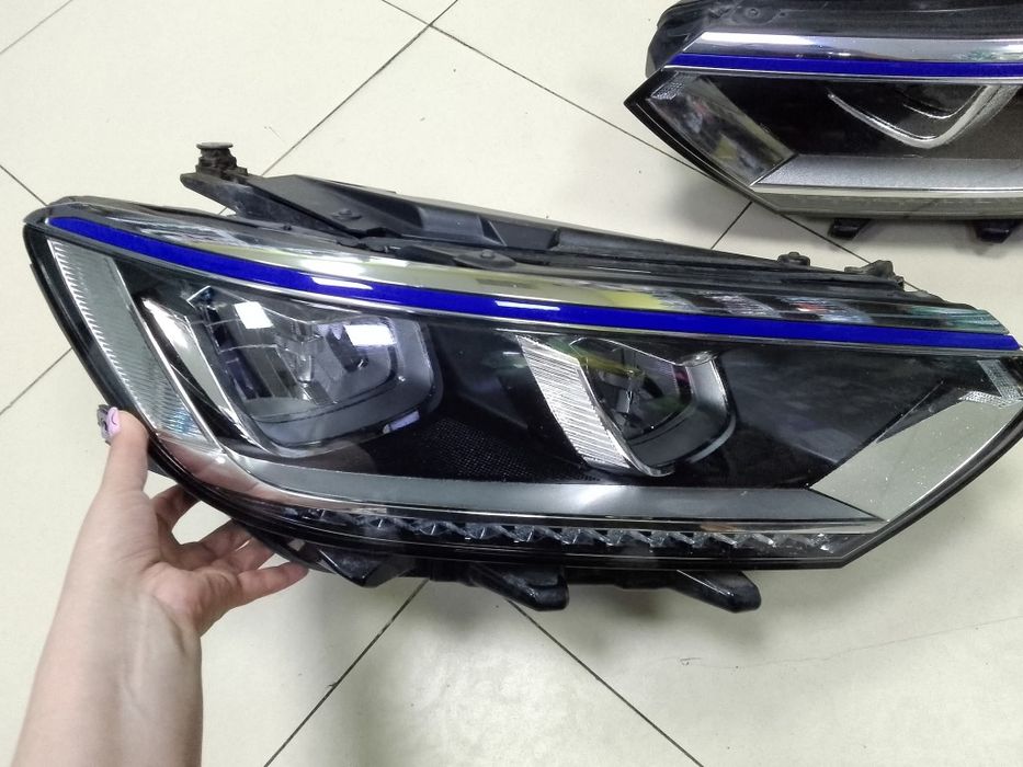 Фарове Volkswagen passat b8