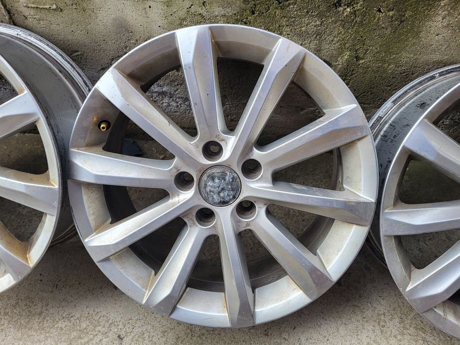 Фолксваген Пасат 17 цола оригинални